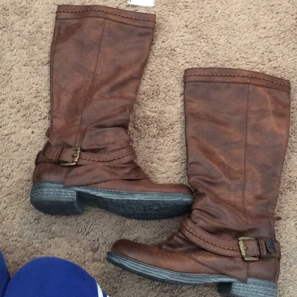 Brand new leather boots - Picture 1 of 1